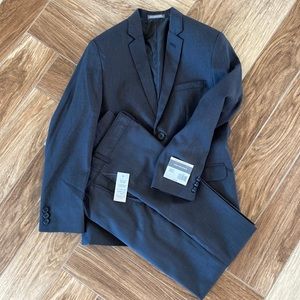 Brand New Van Heusen Boys suit